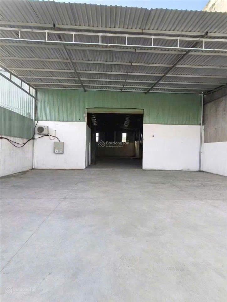 Cho thuê xưởng diện tích 500m2 giá 35tr phường thạnh xuân q12