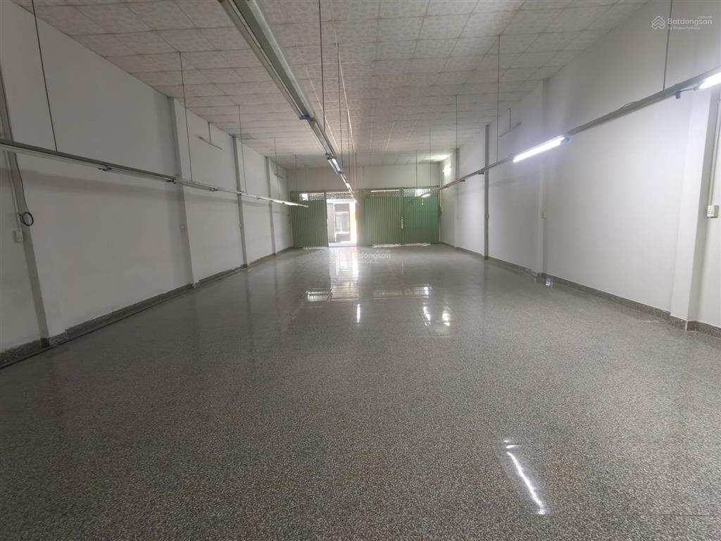 Cho thuê xưởng diện tích 288m2 giá 18tr tân hiệp hóc môn