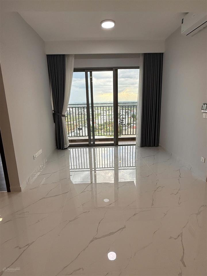Bán căn 2pn celesta rise giá 6,390 tỷ, view hồ bơi, bàn giao hoàn thiện, nhà đẹp hướng mát