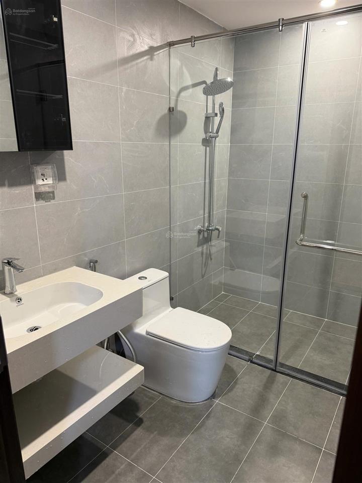 Bán căn 2pn celesta rise giá 6,390 tỷ, view hồ bơi, bàn giao hoàn thiện, nhà đẹp hướng mát