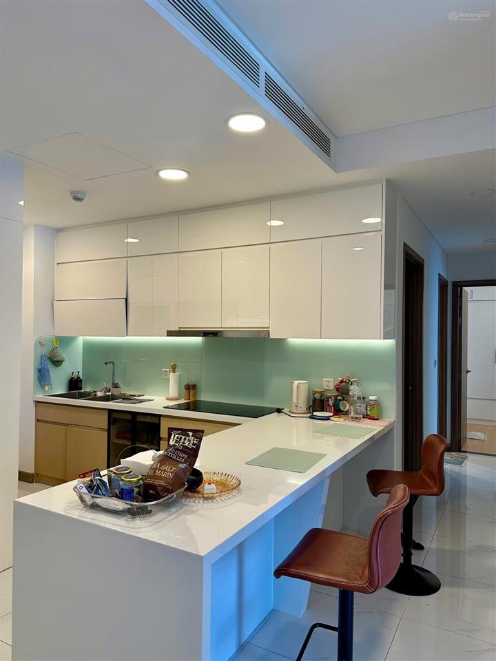 Cho thuê 2pn +1 106m2 sunwah pearl, full nội thất như hình, view sông đẹp, tầng trung đẹp 40tr