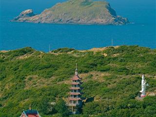 Kẹt tiền cần bán gấp lô 2 mặt tiền tuyệt đẹp sát biển bên hông nguyễn thị định