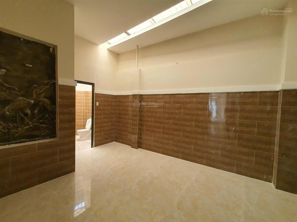 Nhà phố 4 tầng  đường 12m  4x17  nội thất cao cấp