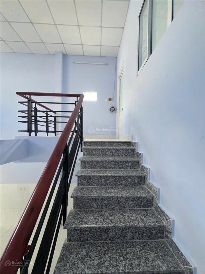 Hiếm! nhà 126 nguyễn văn tạo 98,3m2 đường 10m, 4,95 tỷ