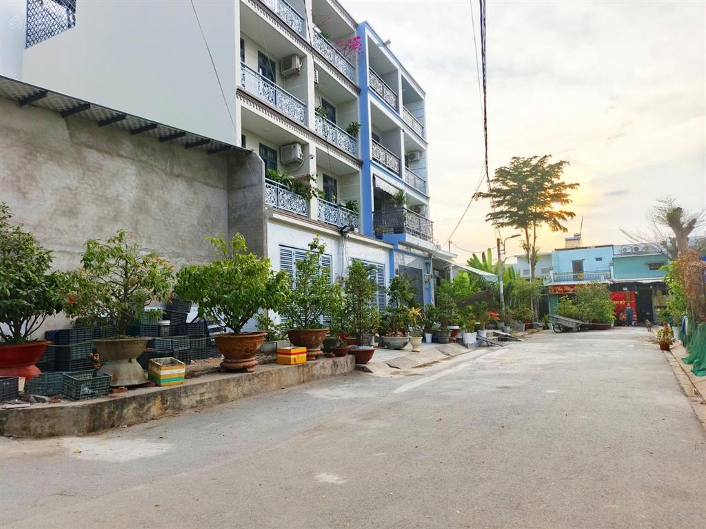 Bán nhà góc 2 mặt tiền lê văn lương 7x14m, 4 tầng hiện đại, chỉ 8,1 tỷ