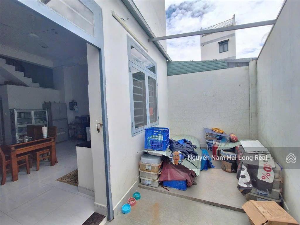 Nhà mặt tiền 855  hẻm thông  gần 3 trường đh  5x26m  bán gấp trong tháng