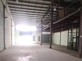 Cho thuê kho tại nhà bè giá rẻ dt 550m2 có pccc tự động phun nước