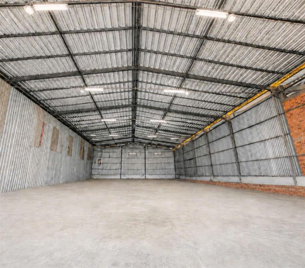 Cho thuê kho bùi văn ba, quận 7  720m²  container ra vào thuận tiện
