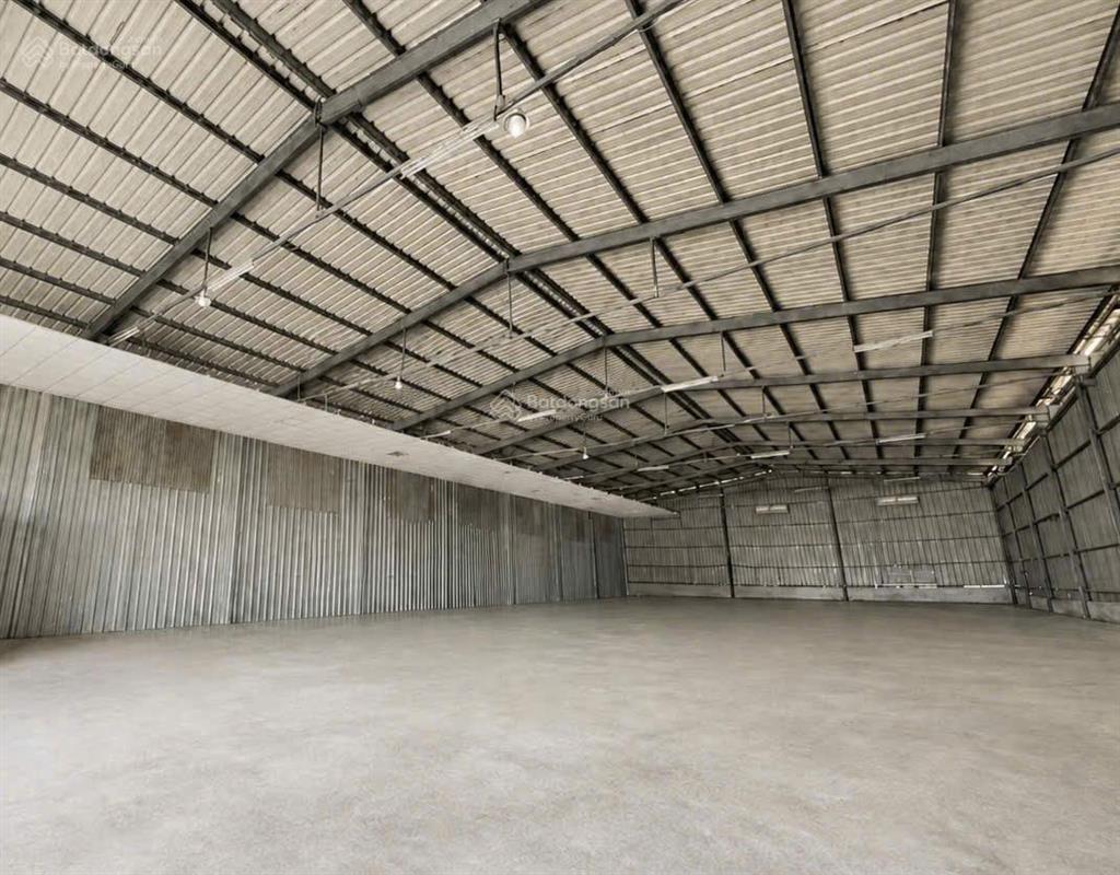 Cho thuê kho bùi văn ba, quận 7  720m²  container ra vào thuận tiện