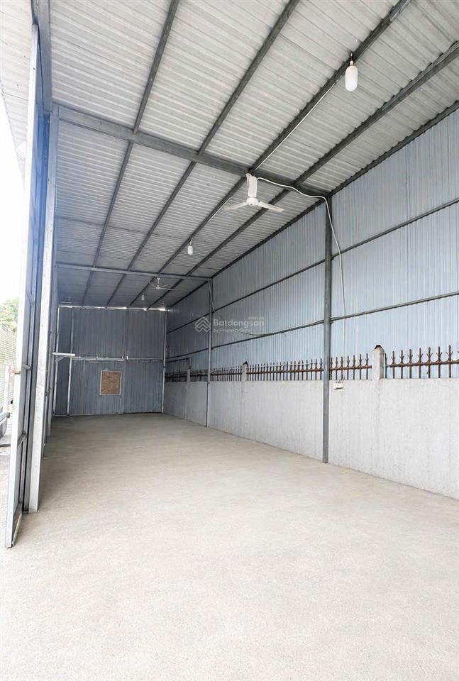 Cho thuê kho phạm hữu lầu 250m2 20 triệu/tháng