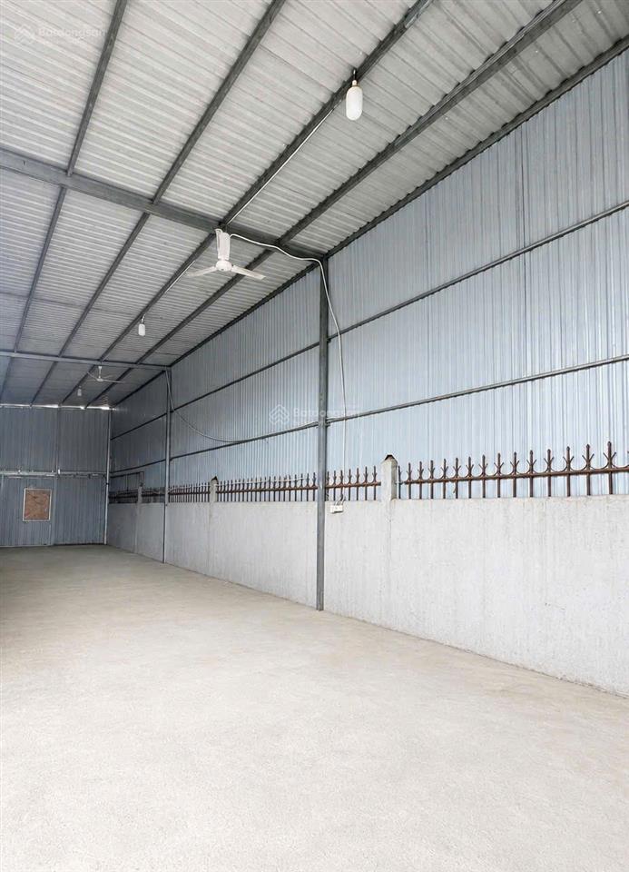 Cho thuê kho phạm hữu lầu 250m2 20 triệu/tháng