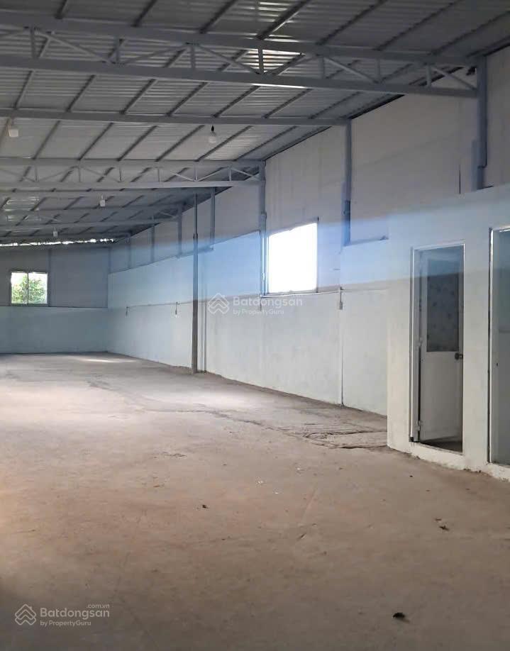 Cho thuê kho phạm hùng nối dài, nhà bè 300m 18tr/tháng xe tải 8 tấn