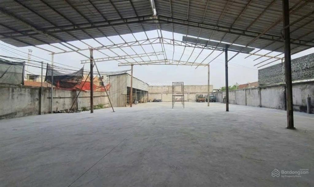 Cho thuê kho 1.200m phạm hữu lầu, nhà bè 80tr/tháng có thể tách diện tích kho đang xây