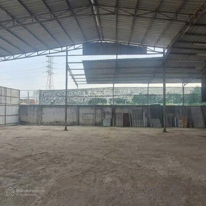 Cho thuê kho 1.200m phạm hữu lầu, nhà bè 80tr/tháng có thể tách diện tích kho đang xây