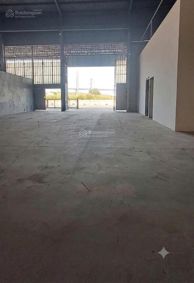 Cho thuê kho nguyễn hữu thọ, nhà bè 750m + sân 50m 55tr/tháng kho riêng có văn phòng