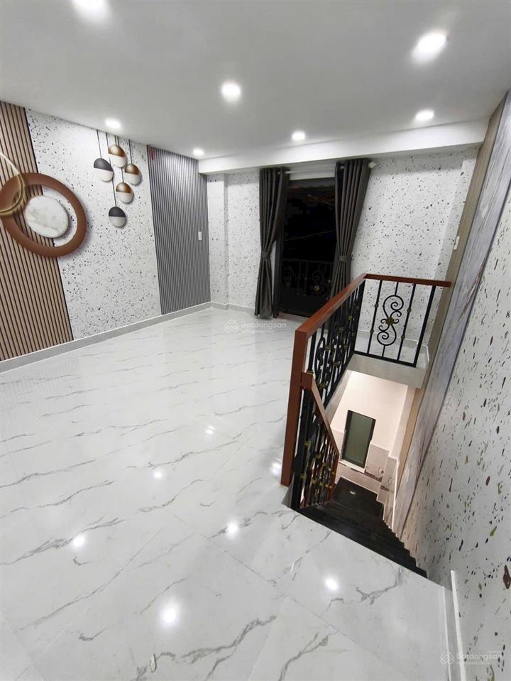 Chính chủ bán nhà đường hoài thanh. p14.quận 8