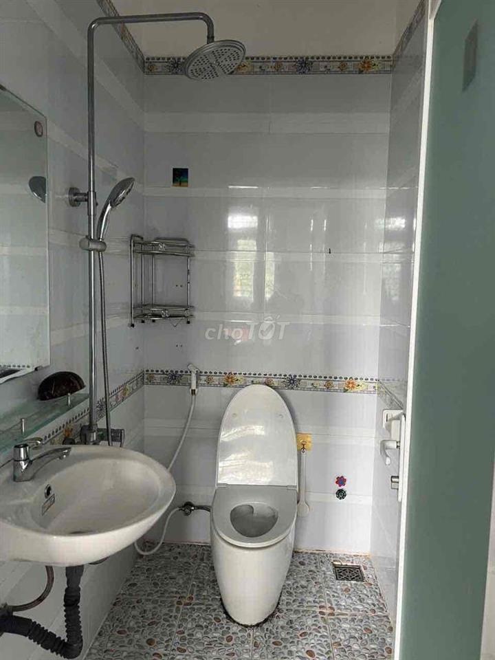 Cho thuê phòng mặt tiền Đường 6C. Phường Phước Bình.Quận 9