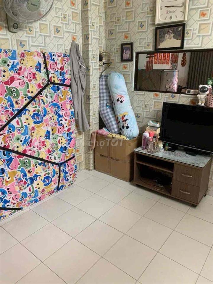 Cho thuê nhà nguyên căn. Đường 3/2. Phường 12. Quận 11