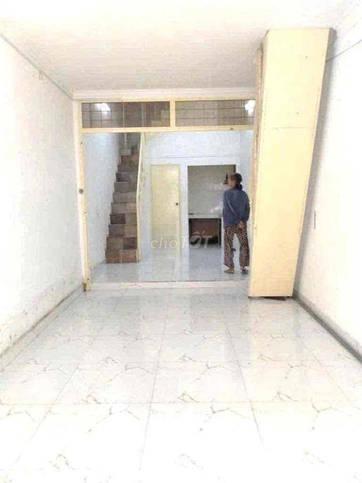 Nhà Mặt Tiền Kinh Doanh. Trần Văn Đang, Phường 11 . Quận 3