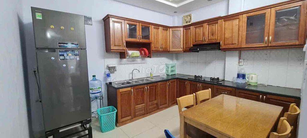 Cho thuê nhà nguyên căn. Đường Nguyễn Hữu Cảnh.Phường 22. Q. BìnhThanh