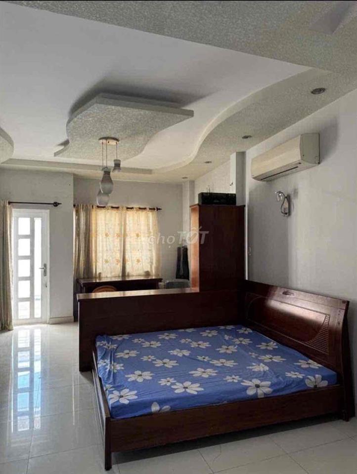 Cho thuê nhà nguyên căn. Đường Phan Chu Trinh. Phường 24. Q. Bình Thạn