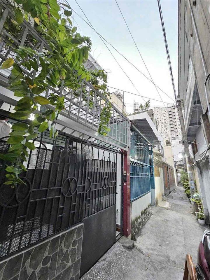 Cho thuê nhà nguyên căn.Đường Phan Đăng Lưu.P5.Q. Phú Nhuận