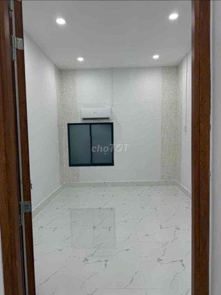 Cho thuê nhà nguyên căn. Đường Huỳnh Văn Bánh, Phường 13. Quận Phú Nhu