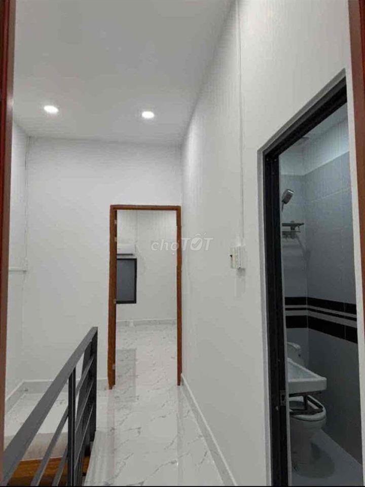 Cho thuê nhà nguyên căn. Đường Huỳnh Văn Bánh, Phường 13. Quận Phú Nhu