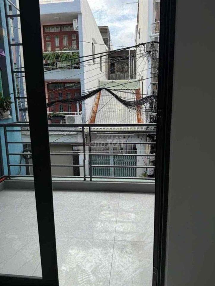 Cho thuê nhà nguyên căn. Đường Huỳnh Văn Bánh, Phường 13. Quận Phú Nhu