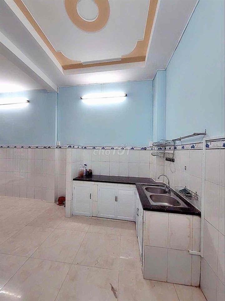 Nhà-NC- 2PN-2WC-Gia-10,5Tr-TL- Nguyễn Văn Cừ-P1-Quận 5