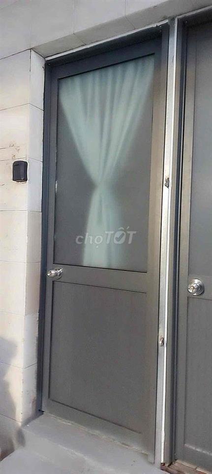 Cho thuê nhà nguyên căn.Đường Bùi Viện. Quận 1