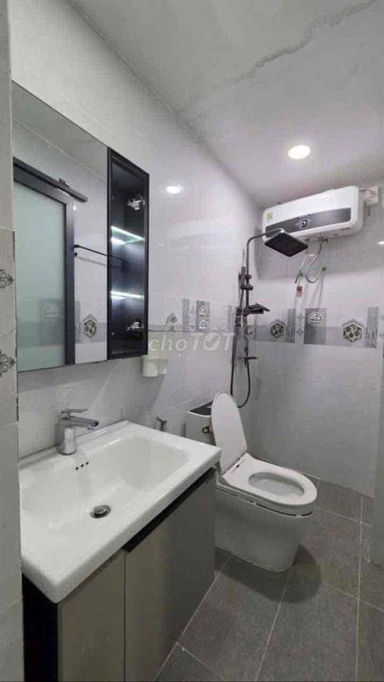 Nhà-Mới Sạch Sẽ-2PN-3WC-Gia-11tr-Nguyễn Thị Minh Khai-P5-Q3