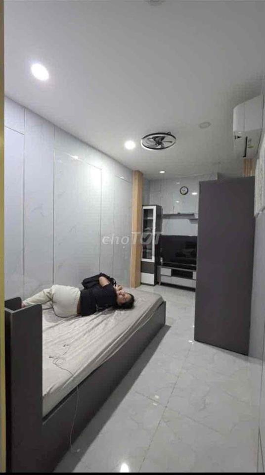 Nhà-Mới Sạch Sẽ-2PN-3WC-Gia-11tr-Nguyễn Thị Minh Khai-P5-Q3