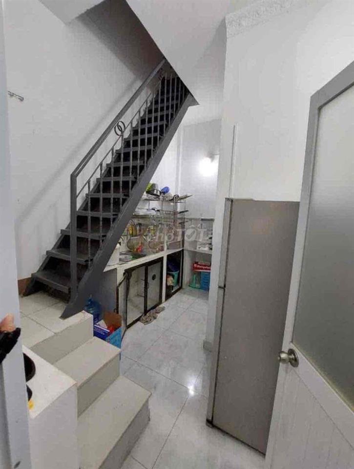 Nhà mặt tiền kinh doanh. Đường Tân Trang.P9.Q. Tân Bình