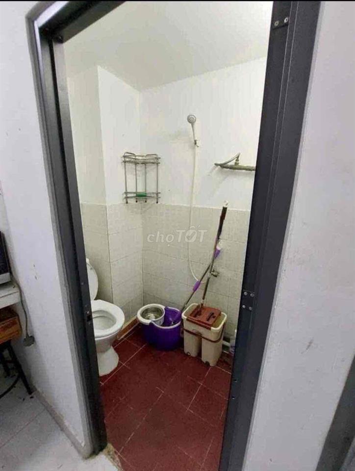 Nhà mặt tiền kinh doanh. Đường Tân Trang.P9.Q. Tân Bình
