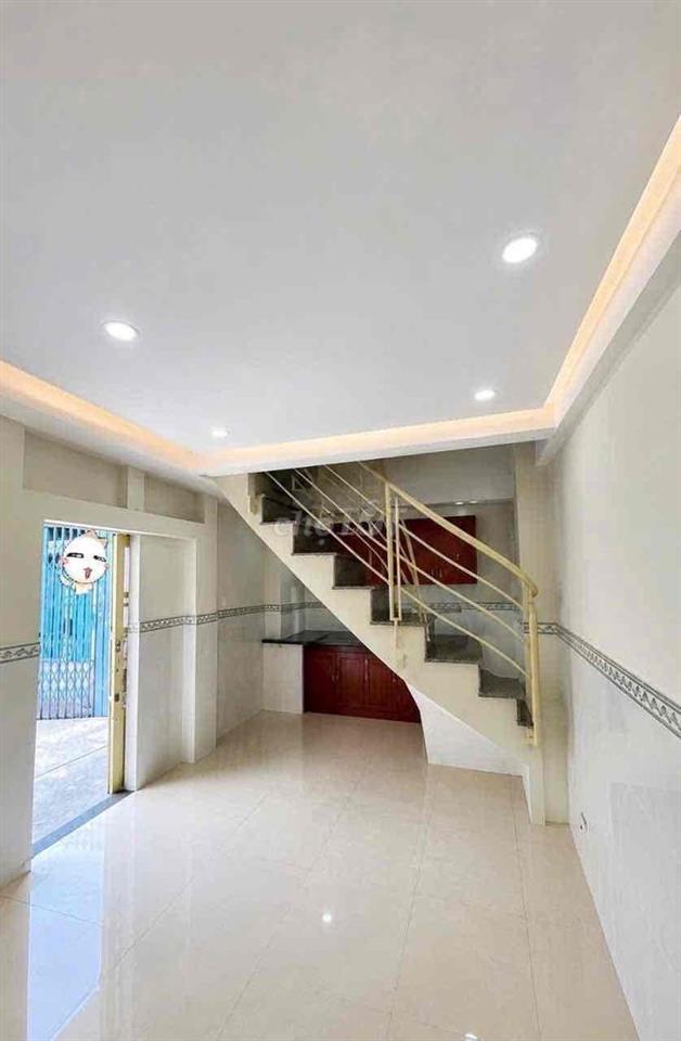 Cho thuê nhà nguyên căn. Đường Đồng Xoài. P13. Q. Tân Bình