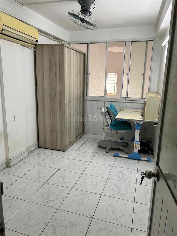 Nhà- Nguyên Căn- 3PN-3WC-Gia-13,5tr-TL-CMTT-P13-Q10