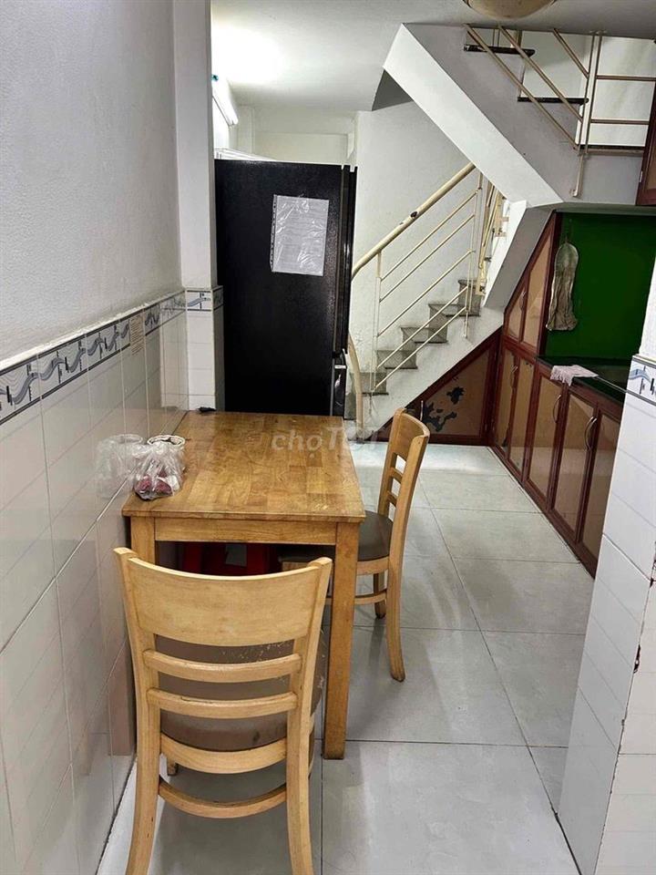 Nhà- Nguyên Căn- 3PN-3WC-Gia-13,5tr-TL-CMTT-P13-Q10