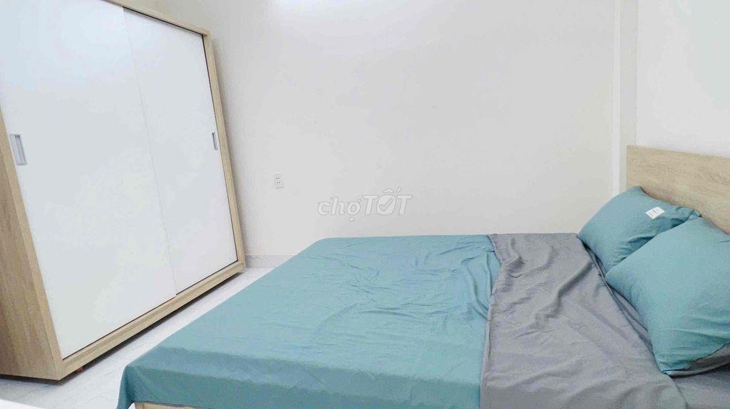 Cho thuê nhà. Nguyên Lầu 1. Lối đi riêng biệt.Nơ Trang Long.P12.Q.BT