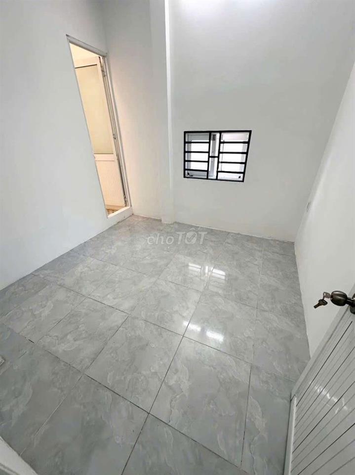 Bán Nhà 4.9tỷ P. BHH A