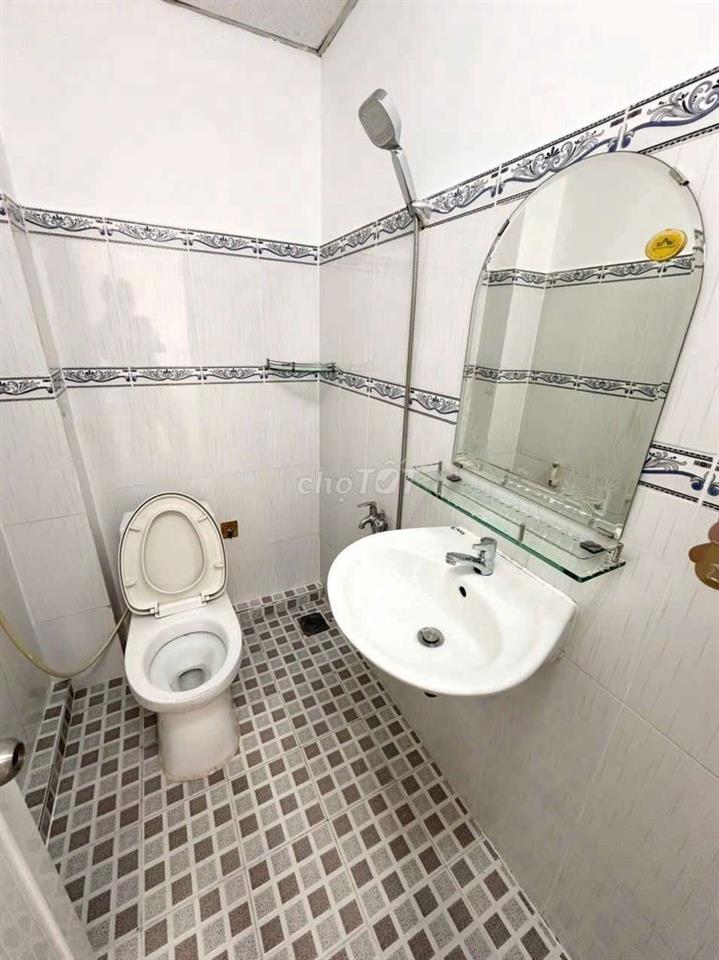 Bán Nhà 4.9tỷ P. BHH A