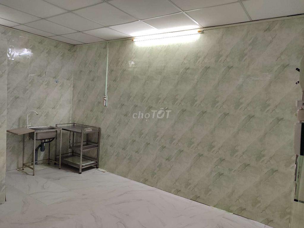 Phòng máy lạnh 2.6tr gần Đại học Văn Lang