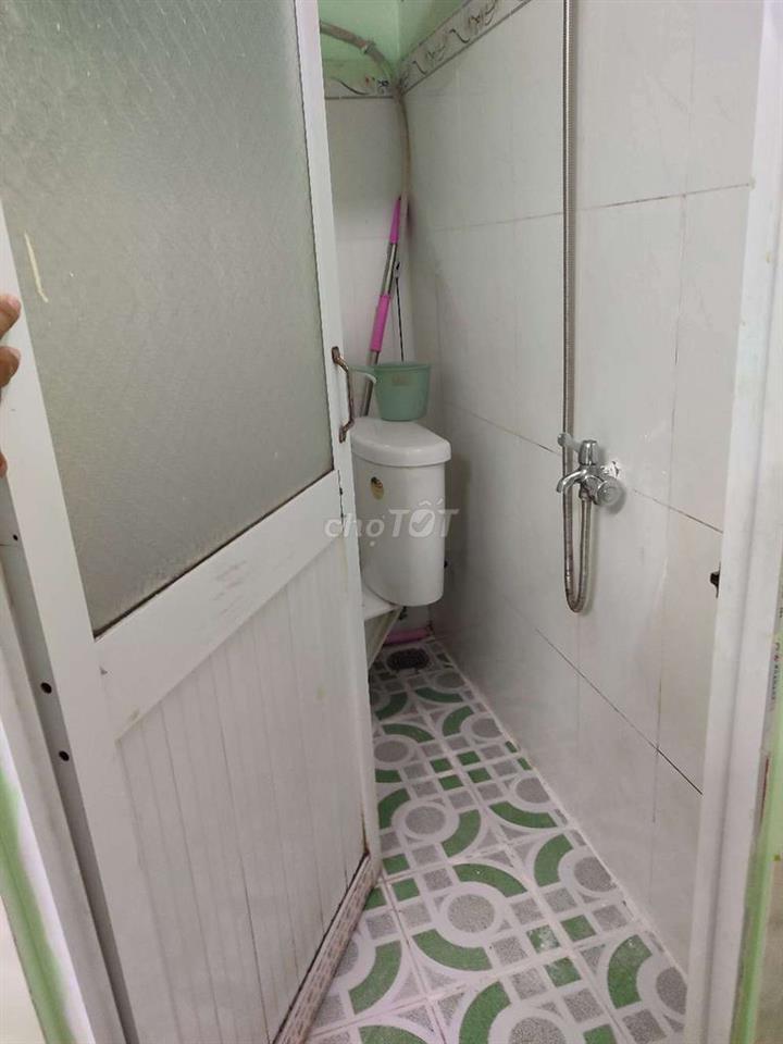 Phòng máy lạnh 2.6tr gần Đại học Văn Lang