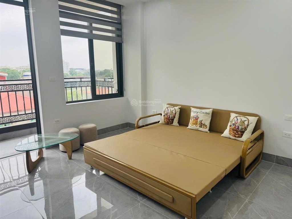Không chê vào đâu được, quá đẹp, rộng rãi cho thuê căn hộ chỉ 3 phút ra ga cầu diễn thuận tiện