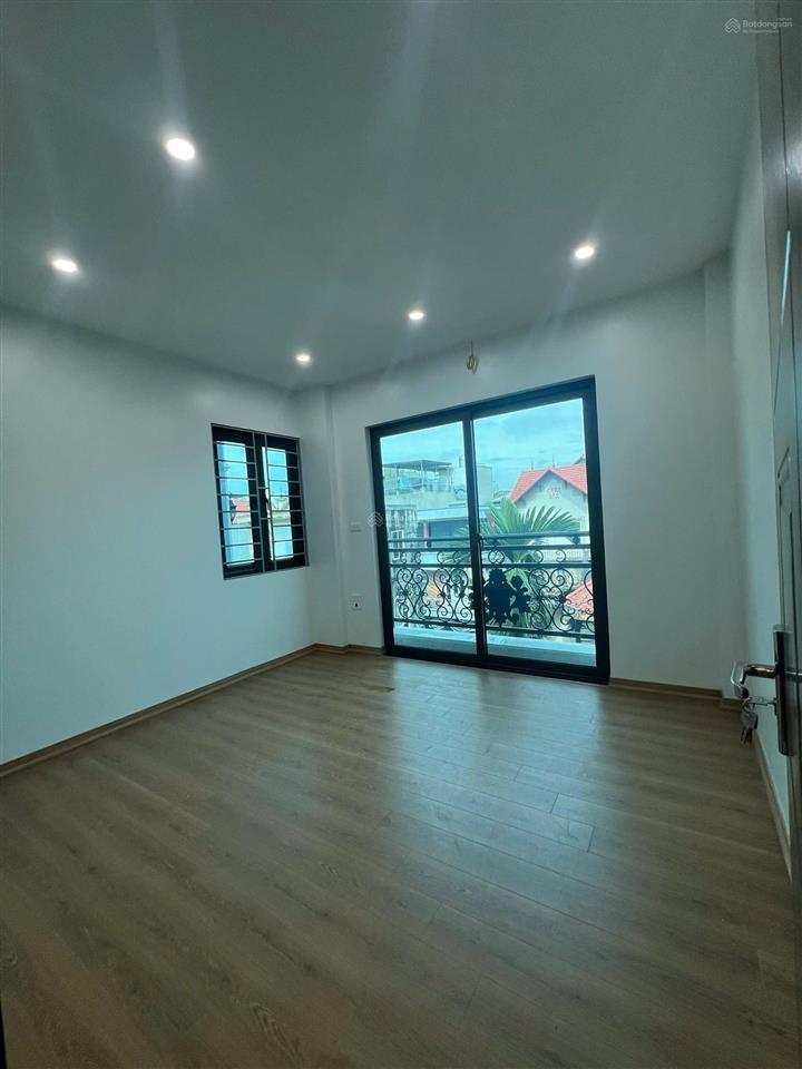 Nhà 6 tầng đẹp hơn tranh xuân phương chỉ 5phut ra mĩ đình oto đỗ cửa,chợ trường vài bước giá rẻ