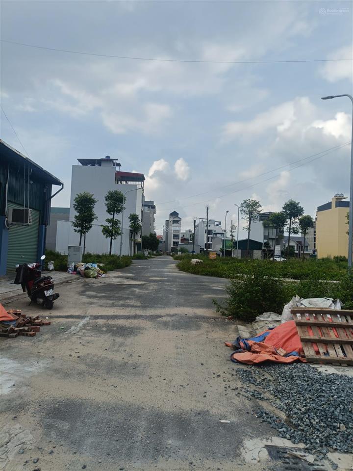 Gia đình cho thuê kho xưởng mới tinh ở khu đất 25.2ha vân canh rộng thênh thang container đỗ cửa