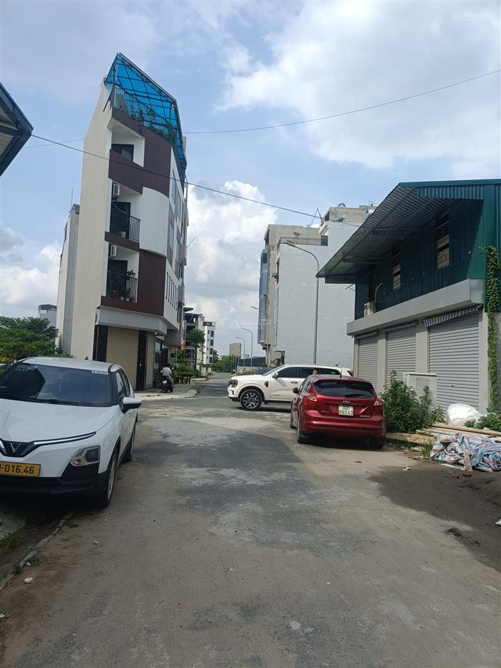 Gia đình cho thuê kho xưởng mới tinh ở khu đất 25.2ha vân canh rộng thênh thang container đỗ cửa