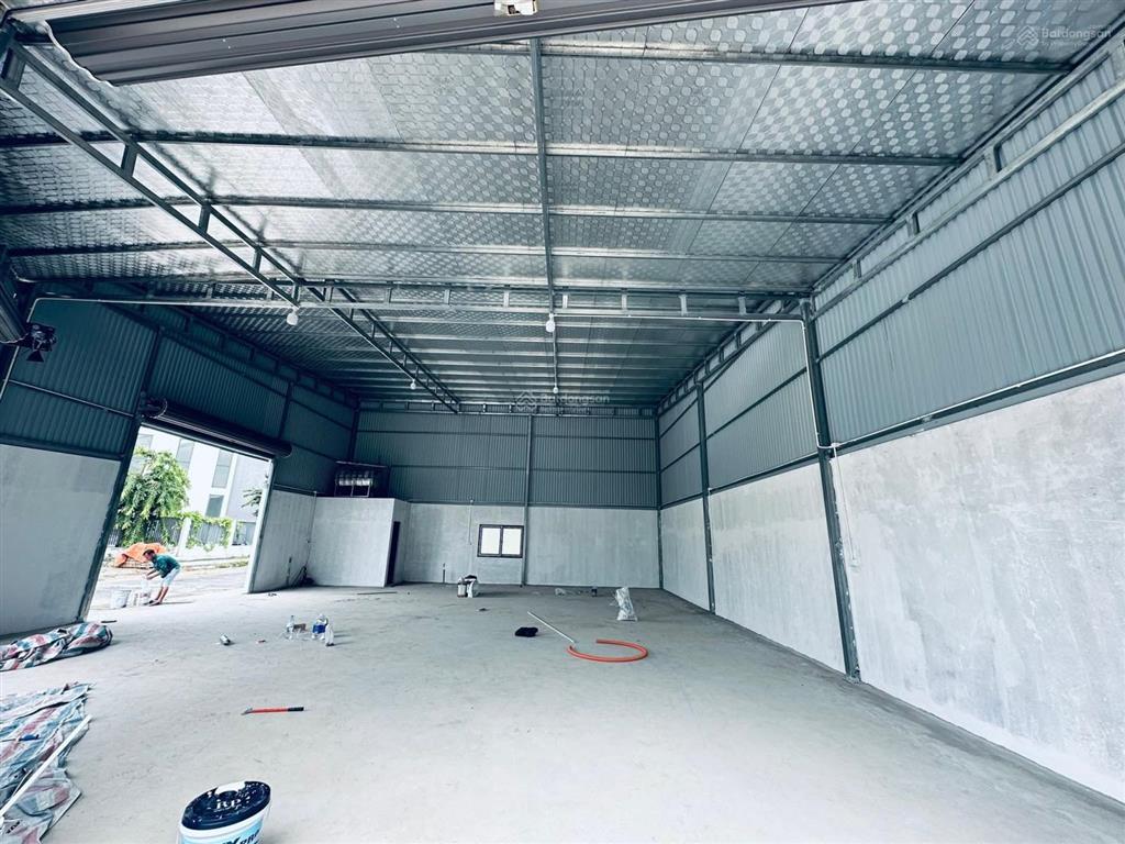 Gia đình cho thuê kho xưởng mới tinh ở khu đất 25.2ha vân canh rộng thênh thang container đỗ cửa
