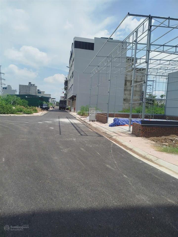 Vành đai 3.5 mới tinh quá rẻ cho thuê kho xưởng 200m, mặt tiền 15m, ưu tiên, giá rẻ