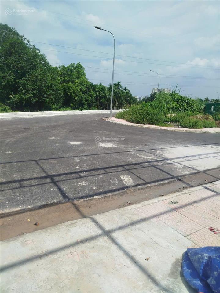 Vành đai 3.5 mới tinh quá rẻ cho thuê kho xưởng 200m, mặt tiền 15m, ưu tiên, giá rẻ